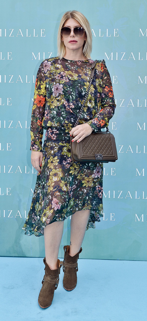 Yeni koleksiyona büyük ilgi 