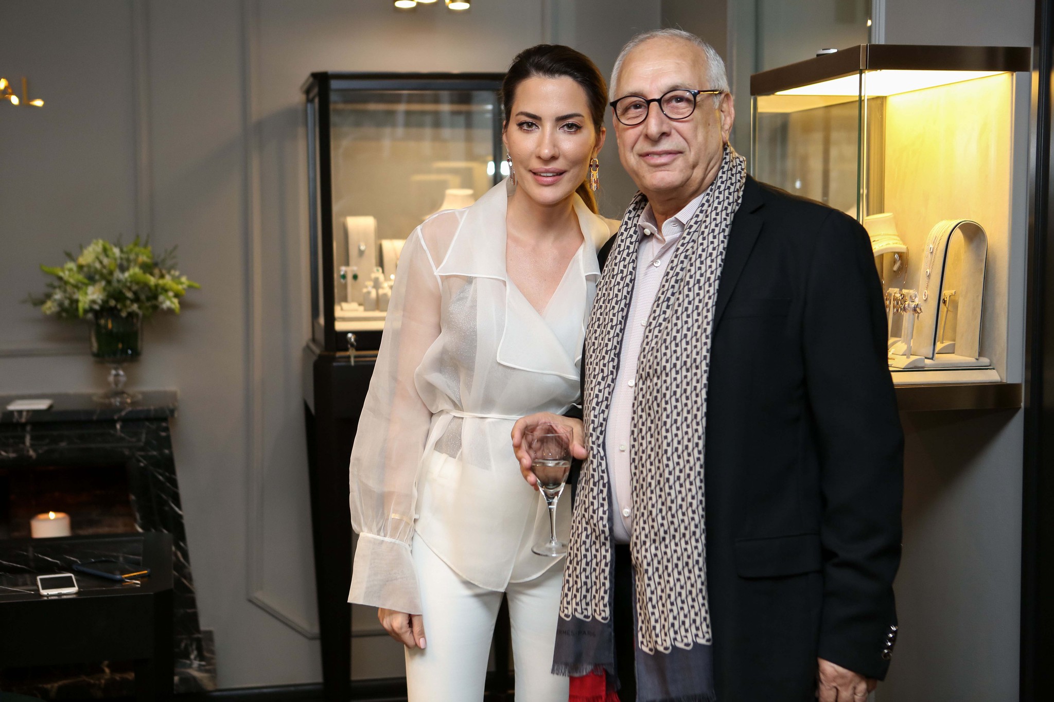 Işıl ışıl davet