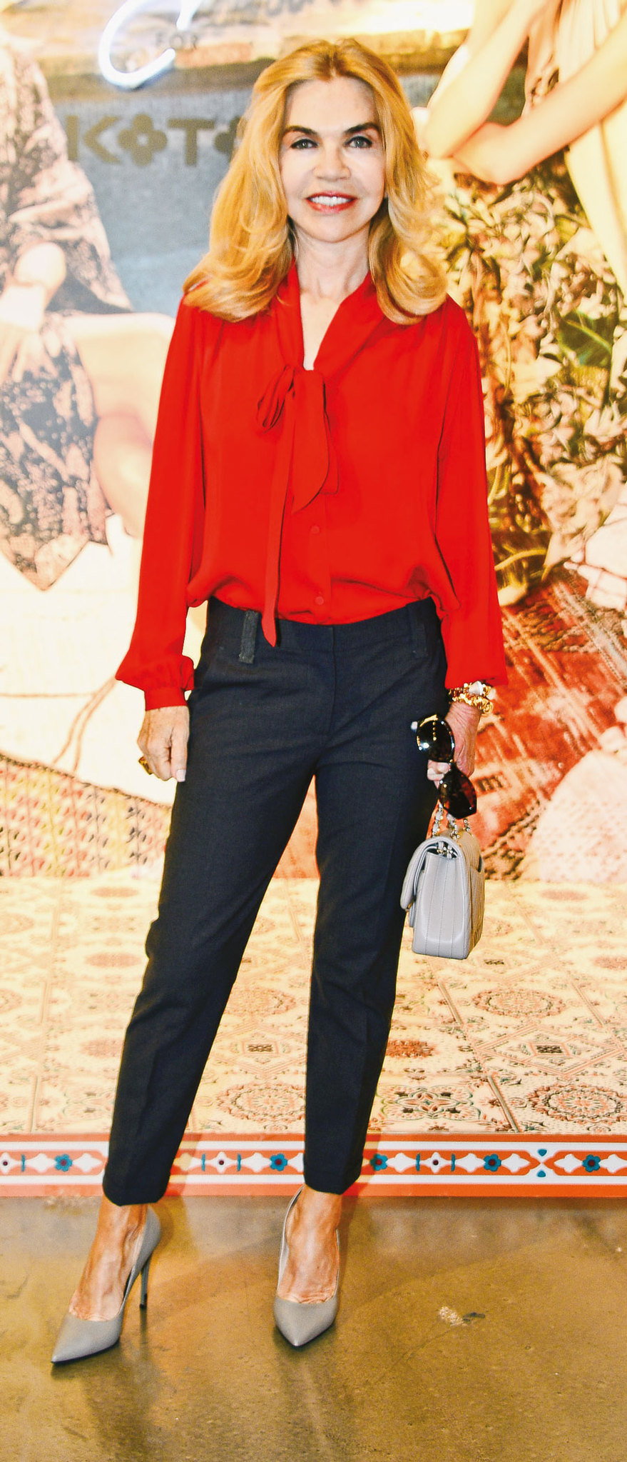 Yeni koleksiyon için alışveriş partisi