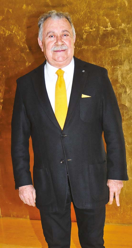 Yeni projelerini anlattı