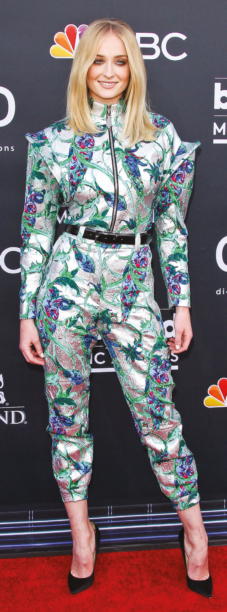 Müziğin ‘En İyileri’ ödüllerini aldı