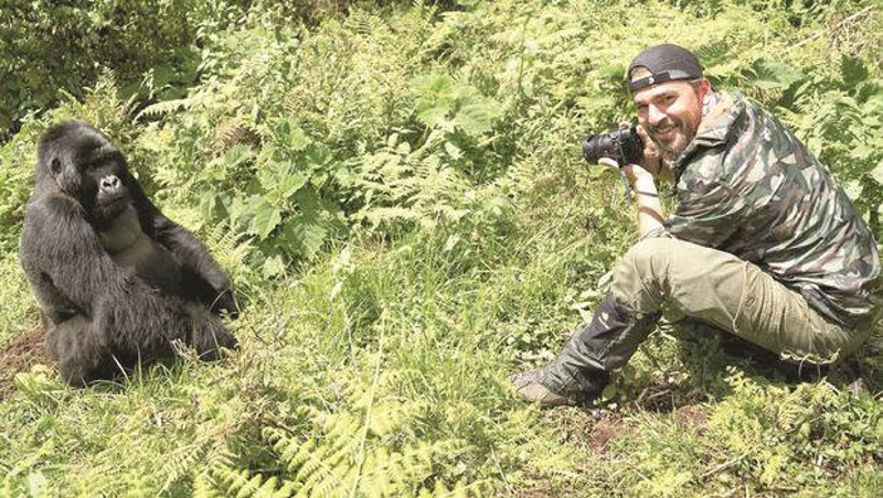 Engin Altan Düzyatan'dan alkışlanacak hareket