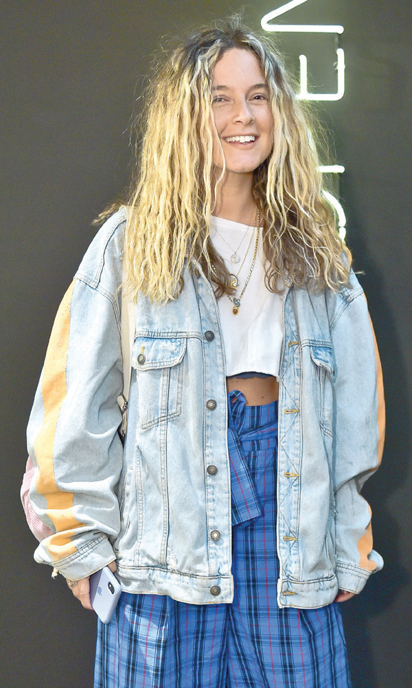 İki tasarımcı birlikte tanıtım yaptı