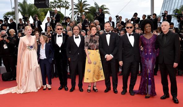 72. Cannes Film Festivali'nde kırmızı halı şıklığı