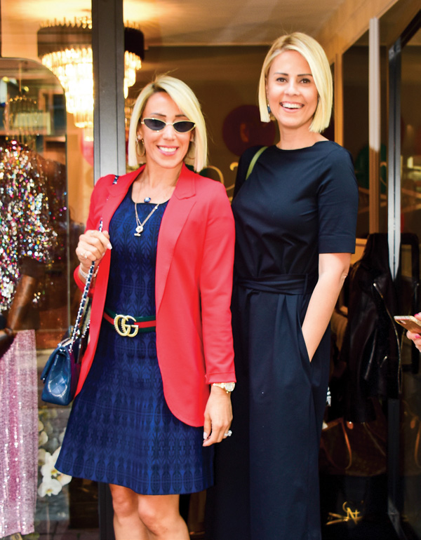 İlk mağazasını Arnavutköy'de açtı