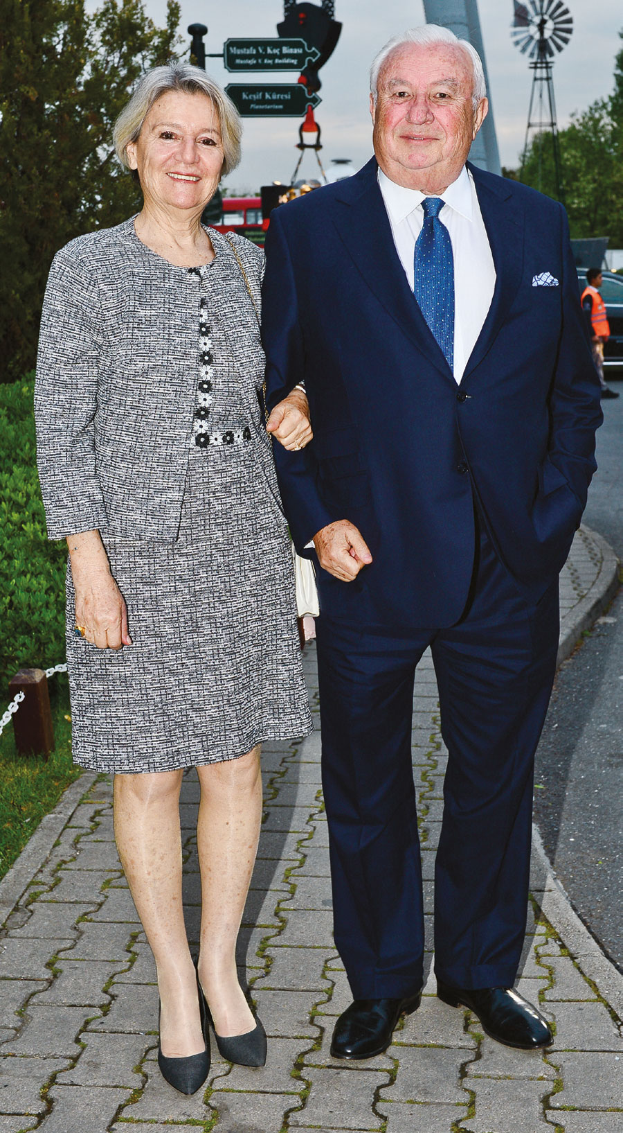 Geleneksel iftarda bir araya geldiler 