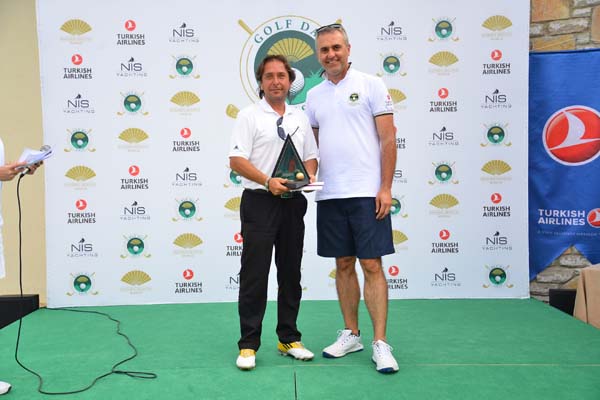 Golf tutkunları bir araya geldi