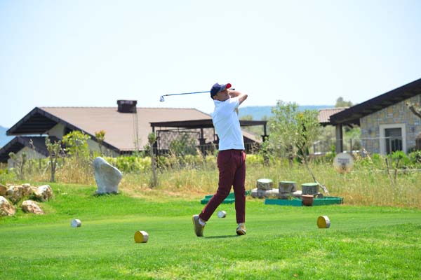 Golf tutkunları bir araya geldi
