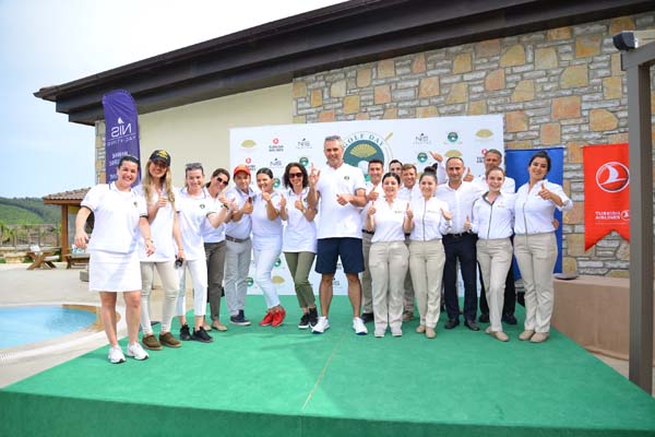 Golf tutkunları bir araya geldi