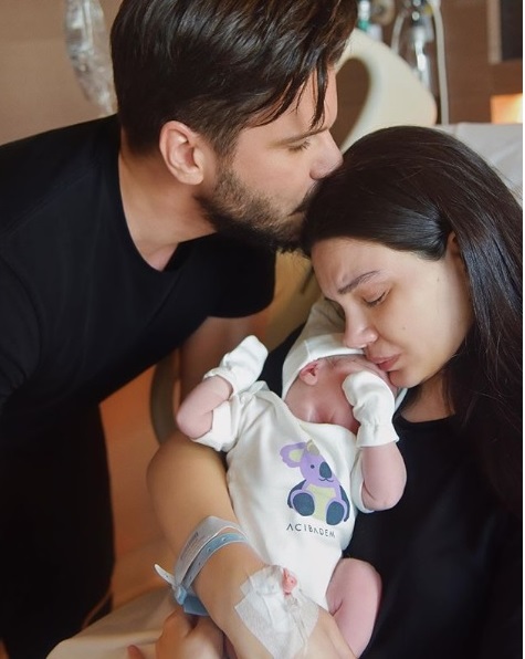 Almeda Abazi'nin mutluluk paylaşımı