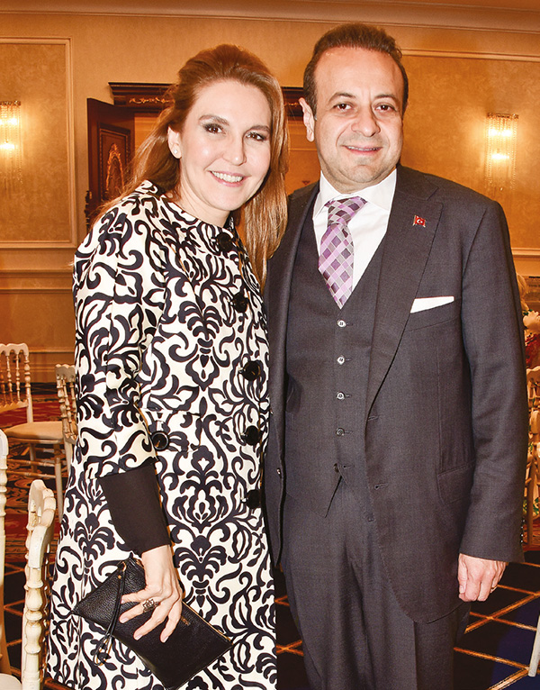 Hayırseverler iftar davetinde buluştu