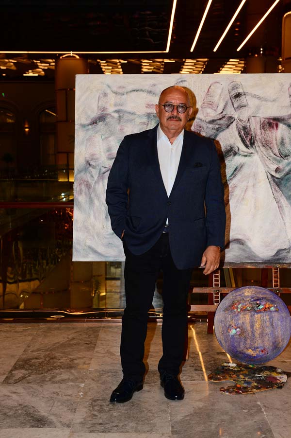 Sergide sema gösterisi