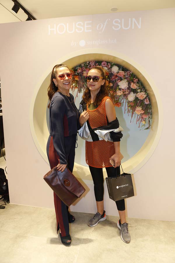 Renkli davette bir araya geldiler