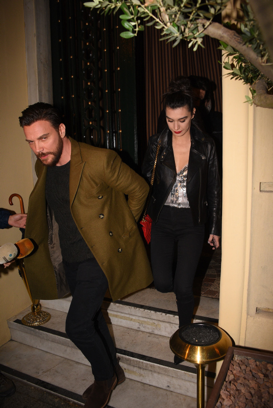 Sinan Akçıl ve Burcu Kıratlı boşanıyor mu?