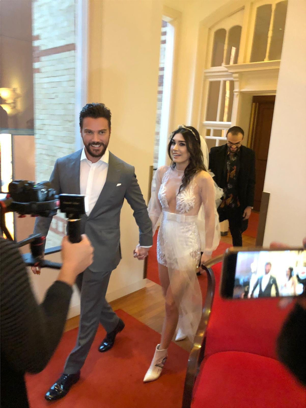 Sinan Akçıl ve Burcu Kıratlı boşanıyor mu?