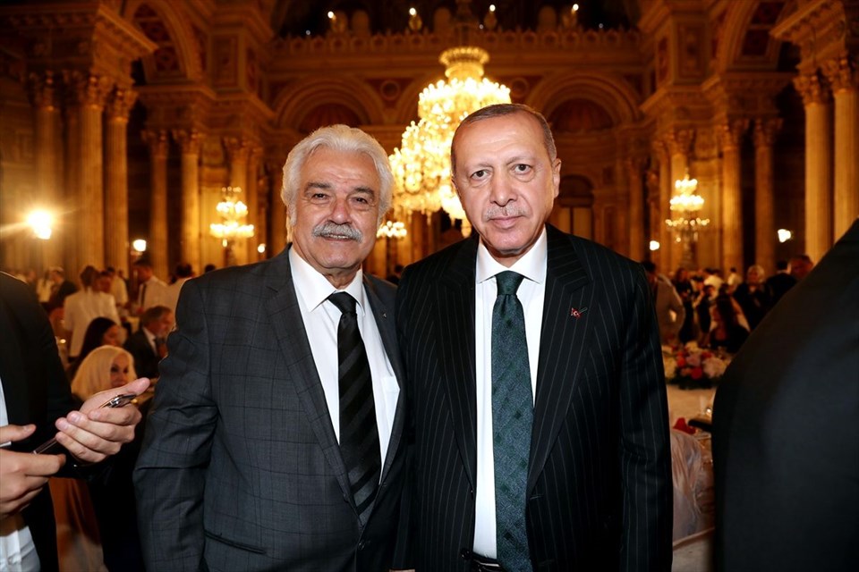 Cumhurbaşkanı Erdoğan sanatçı ve sporcularla buluştu