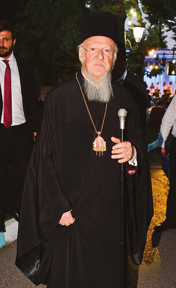 Darülaceze'de geleneksel iftar