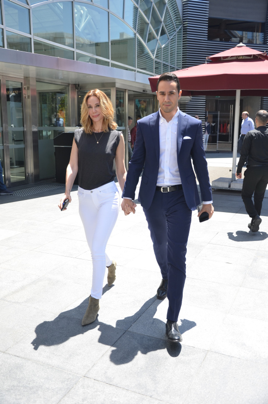 Demet Şener'in mutluluğu!