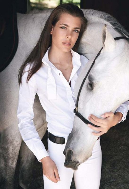 Charlotte Casiraghi ve Dimitri Rassam evlendi