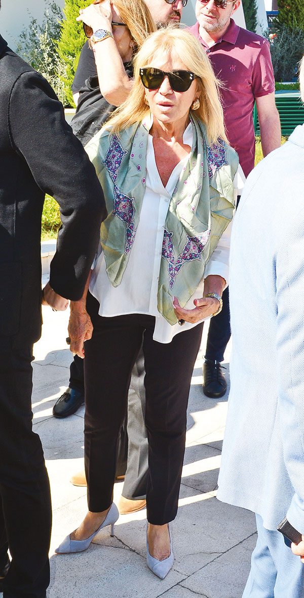 Son yolculuğuna uğurlandı