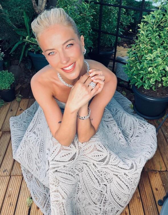 Mesut Özil ve Amine Gülşe evlendi