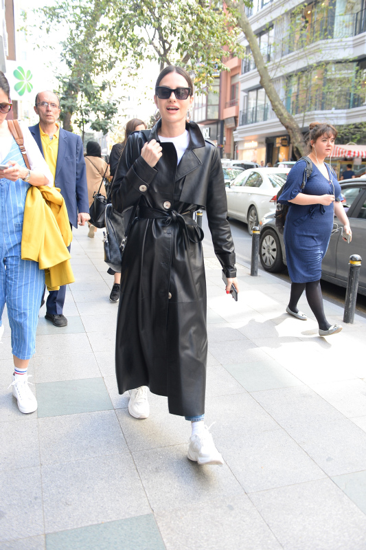 Yasemin Özilhan, Los Angeles'da