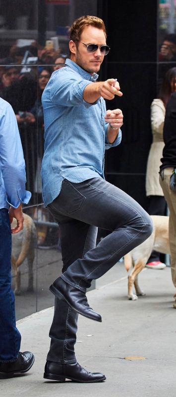 Chris Pratt ve Arnold Schwarzenegger evlendi