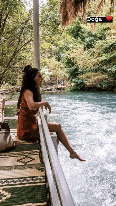 Ebru Şahin 'Şuursuz Aşk' filminin çekimlerine başladı