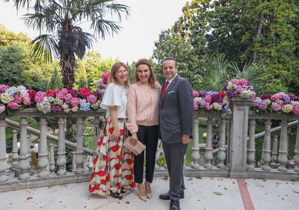 Işıl ışıl davette bir araya geldiler