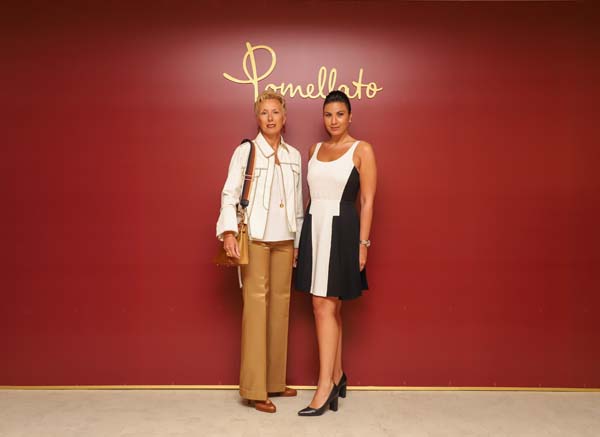 Işıl ışıl davette bir araya geldiler