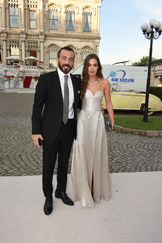 Bensu Soral ile Hakan Baş New York'tan ev aldı