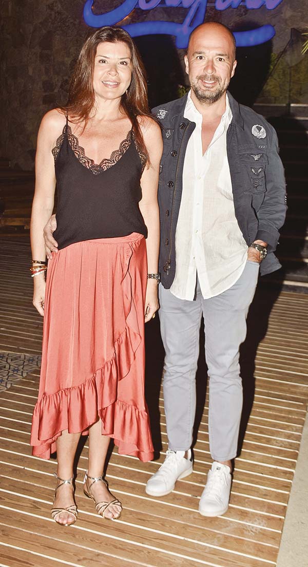 Bodrum sezonunu ünlü isimlerle açtı