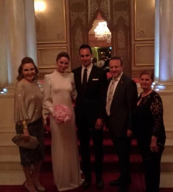 Demet Şener ve Cenk Küpeli evlendi