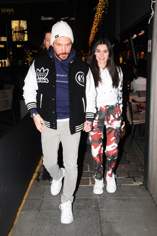 Burcu Kıratlı'dan eşi Sinan Akçıl için duygusal paylaşım