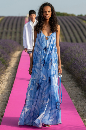 Jasquemus'den 10. yıldönümüne özel defile