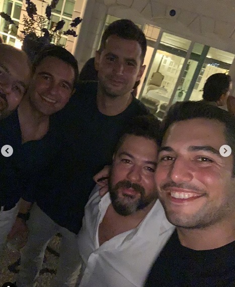 Hacı Sabancı'ya sürpriz doğum günü partisi...