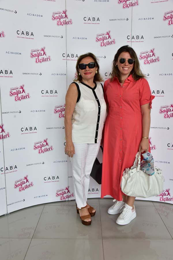 Aile sağlığını korumanın önemini anlatmak için bir araya geldiler