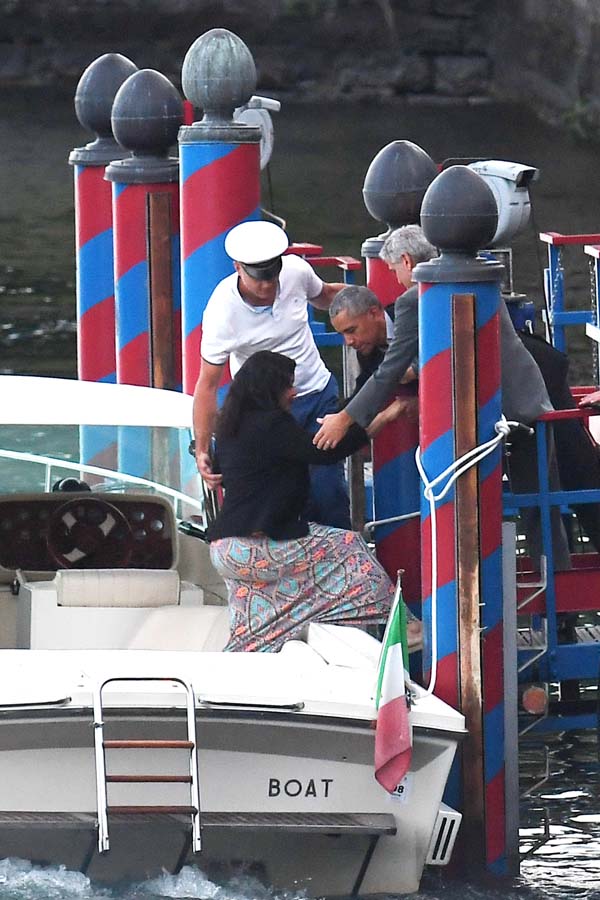 George Clooney ve Barack Obama tekne turunda