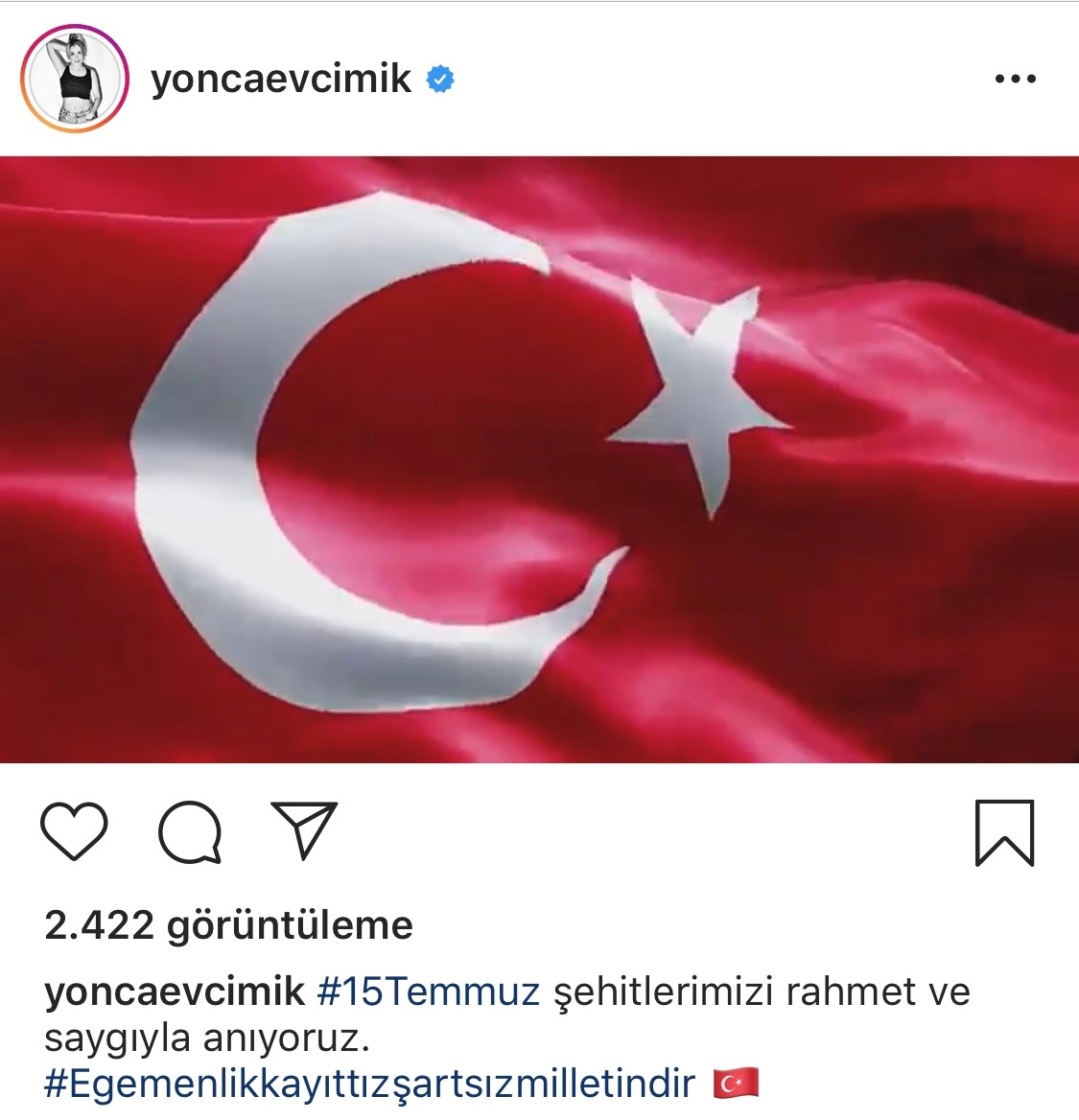 Ünlü isimlerden 15 Temmuz paylaşımları!