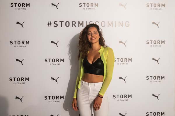 Ünlüler spor ayakkabı partisinde buluştu