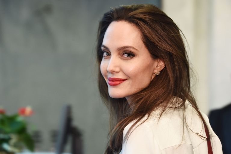 Angelina Jolie: Zihinsel gelişim çok önemli!