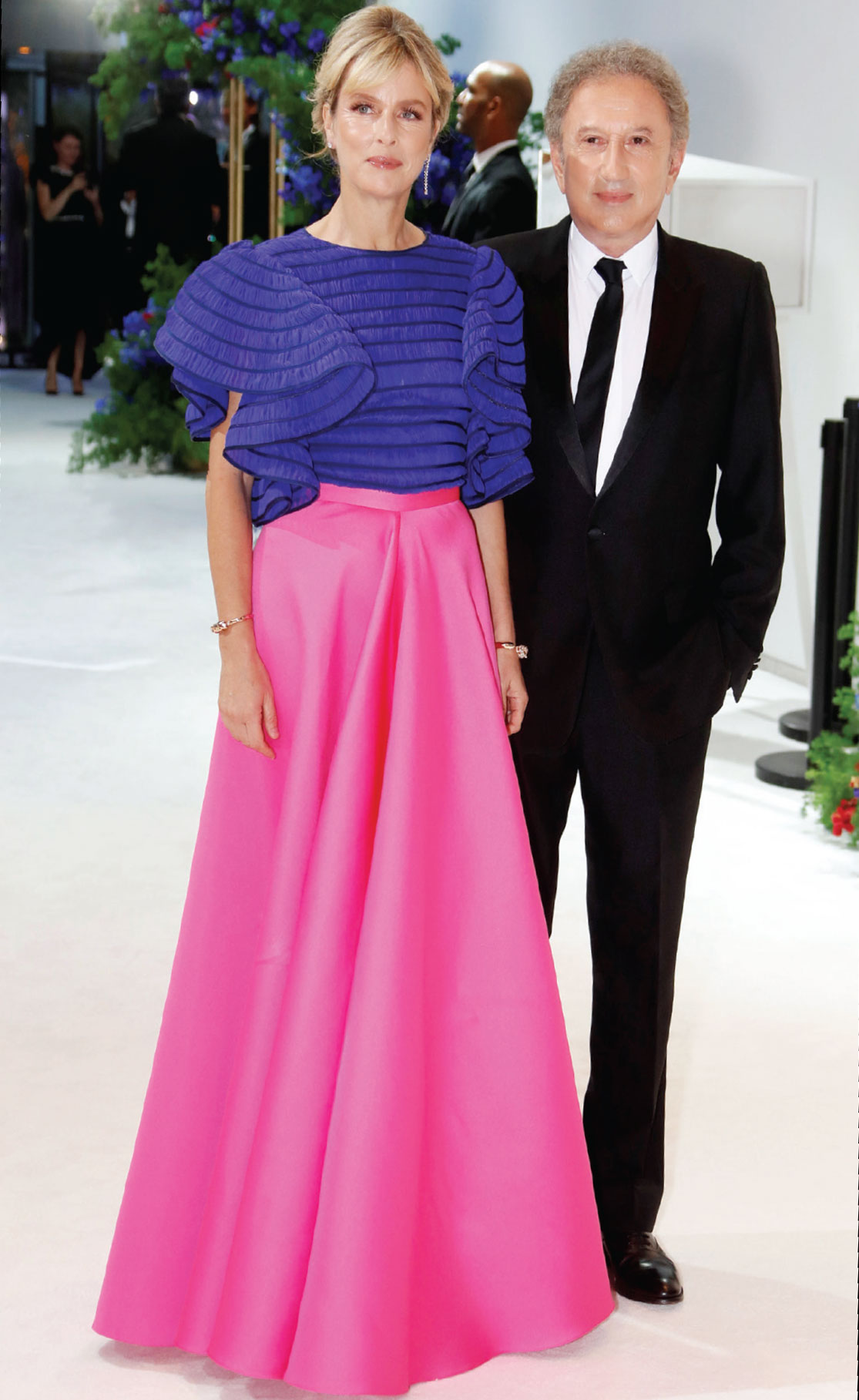 Yardım balosunda şıklık yarışı