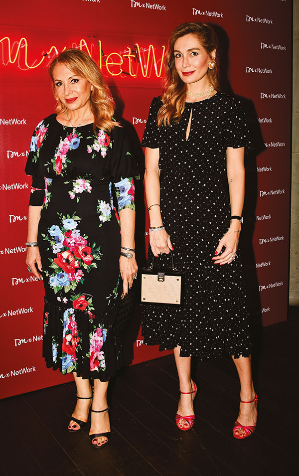 Stil ikizi anne-kızlar