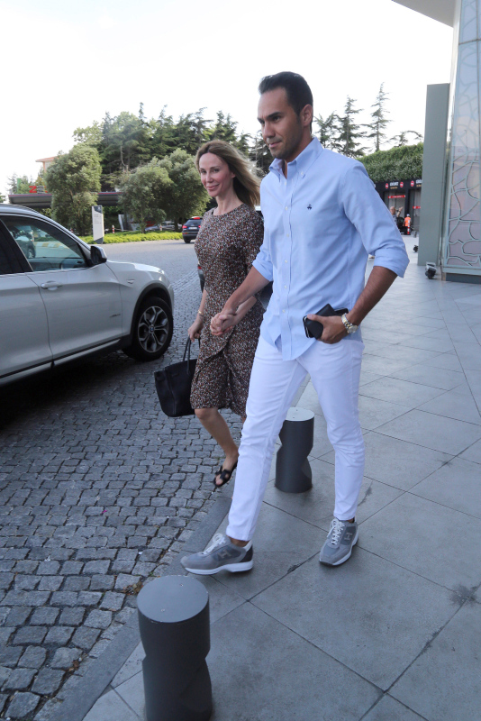 Eski manken Demet Şener, kendi işinin mankeni olacak