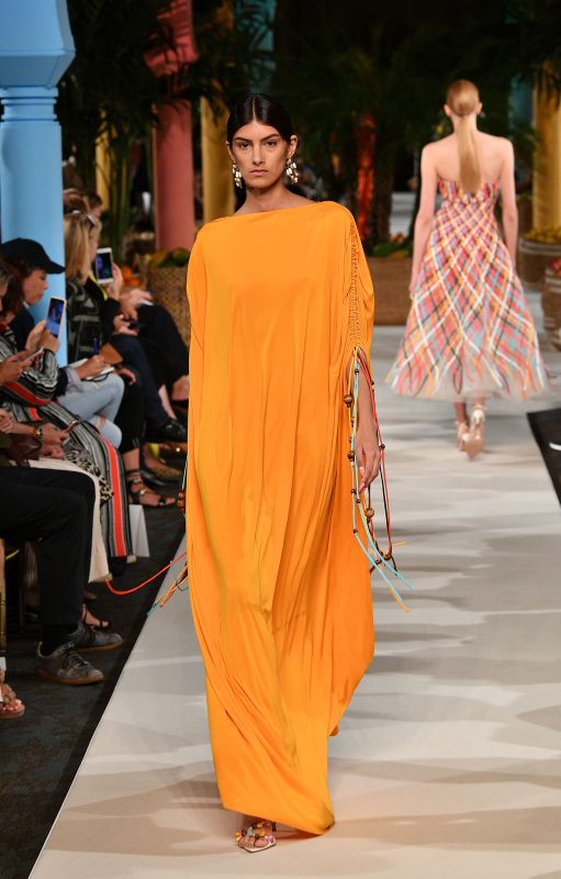 New York Moda Haftası Oscar De La Renta 2020 İlkbahar/Yaz defilesi