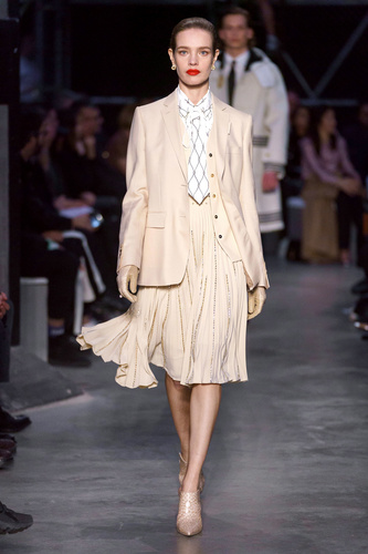 Burberry 2020 İlkbahar/Yaz koleksiyonu