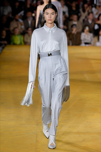 Burberry 2020 İlkbahar/Yaz koleksiyonu