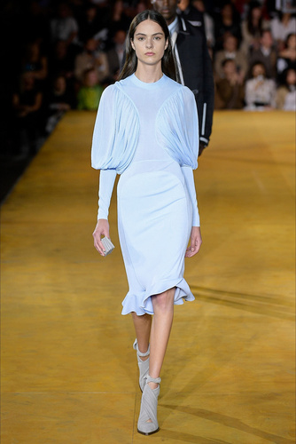 Burberry 2020 İlkbahar/Yaz koleksiyonu