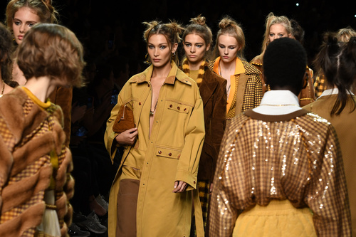 Fendi 2020 İlkbahar/Yaz Koleksiyonu