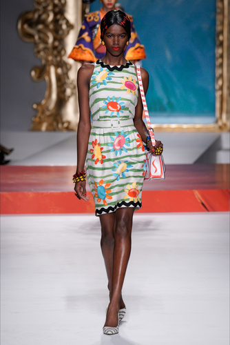 Moschino 2020 İlkbahar/Yaz koleksiyonu